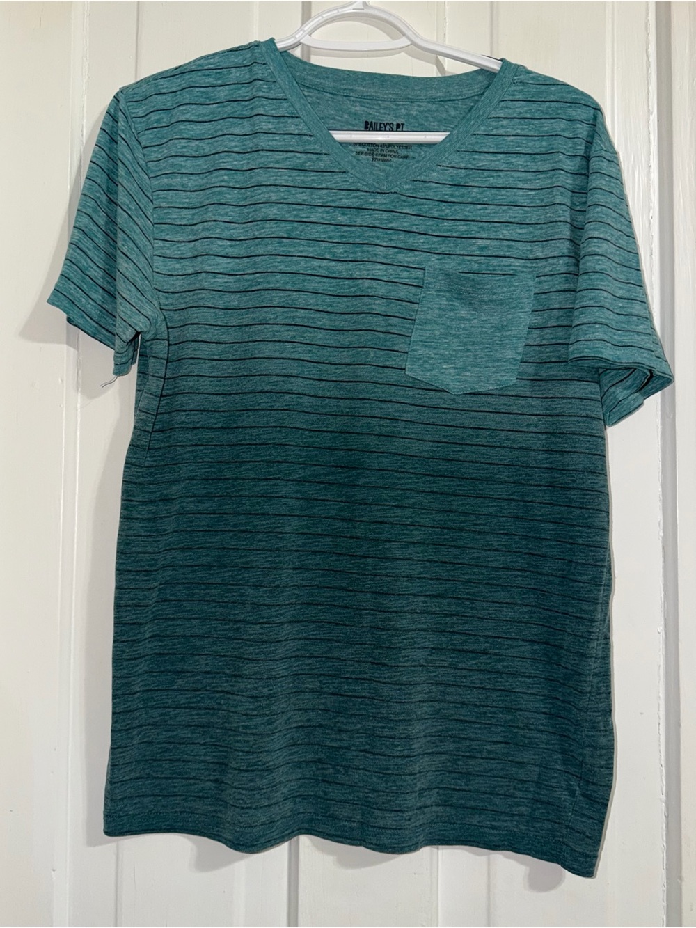 Boys‎ teens size XL 14/16 shirt Teal Striped V-Neck Pocket Tee top baileys pt